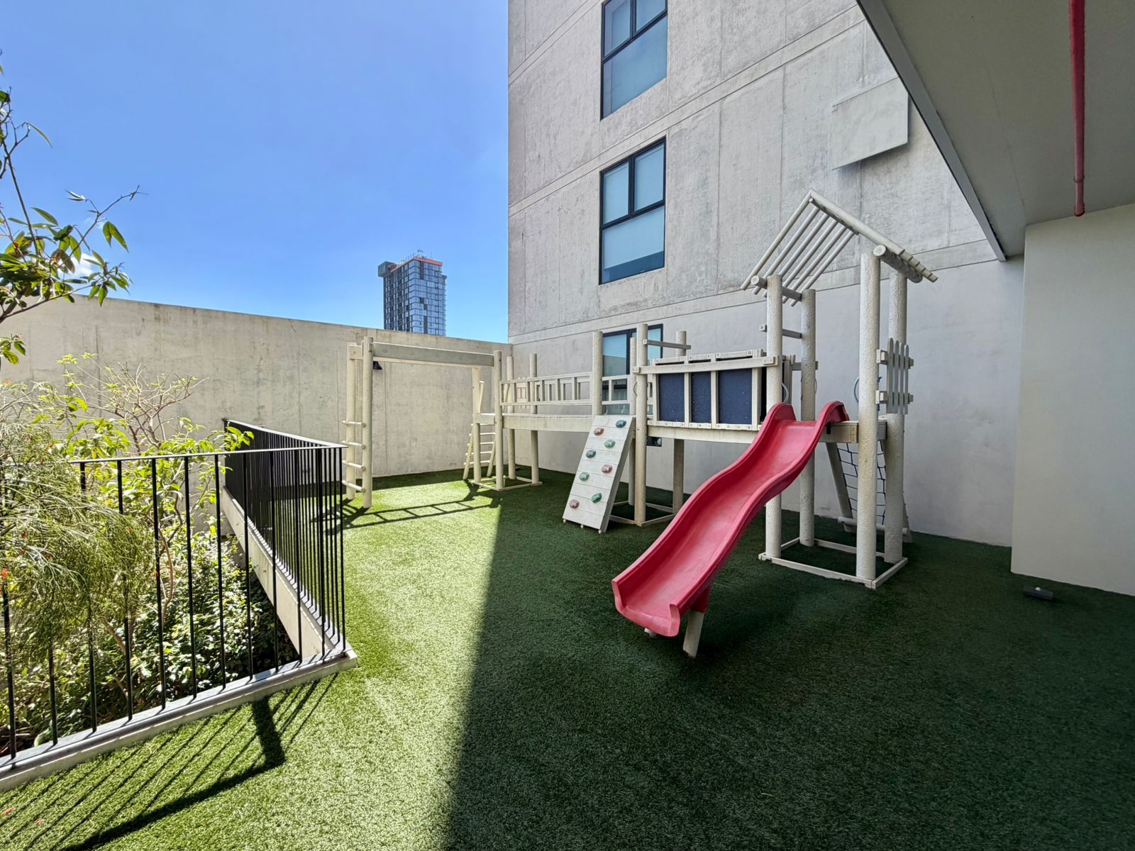 Apartamento amoblado con vista a la ciudad - Foto 16