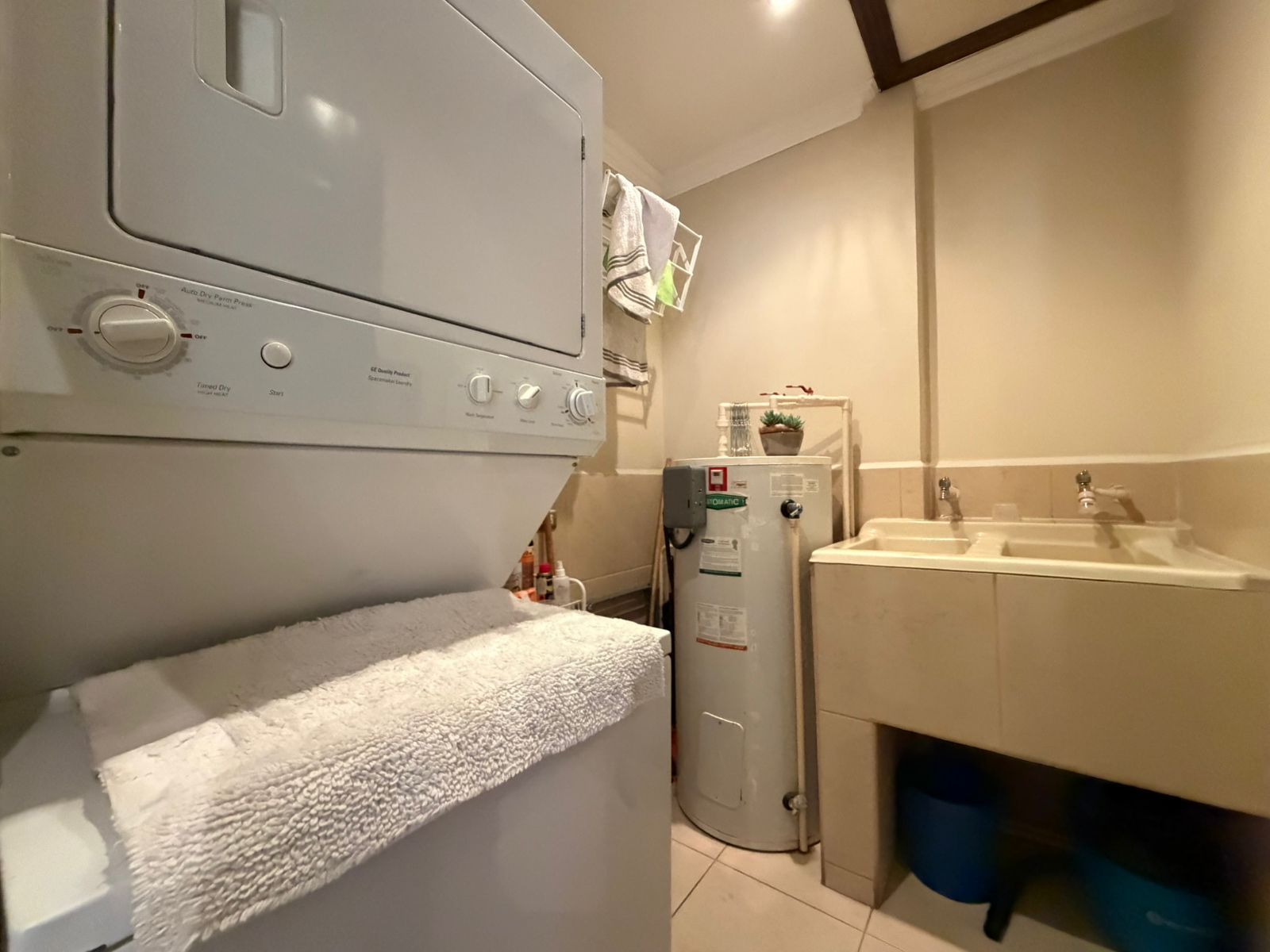 Apartamento totalmente amoblado - Foto 4